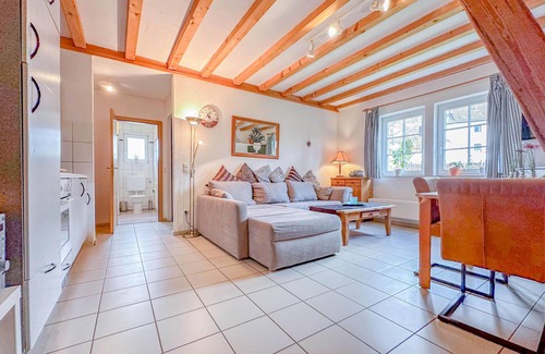 Meisburg Apartment | Nice apartment near a cafe and beer garden