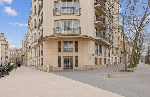 Quartier de l'Ecole-Militaire Apartment | Nice apartment near the Hôtel des Invalides