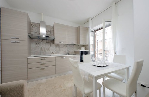 Vatican Apartment | Nice apartment with terrace near the Vatican