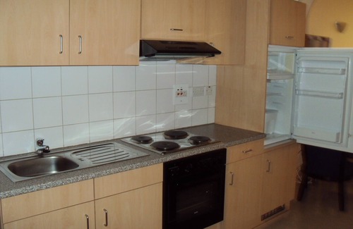 Kampala House | Nice Bungalow near Lake Victoria