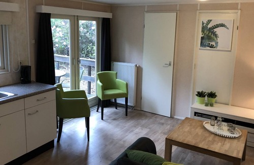 Wechelderzande Ski Chalet | Nice chalet with garden, in the Antwerp Kempen