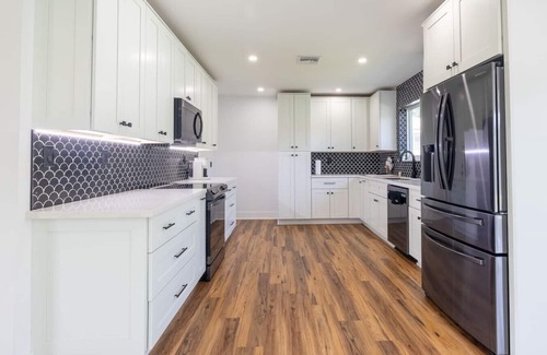 Garden Isles House | Nice & Comfortable House 3bed 2 bath w/3 parking!