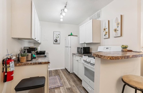 Gainesville Apartment | Nice Condo - Near Shands & UF