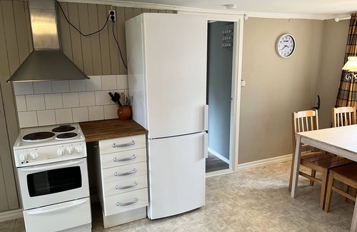 Bergkvara House | Nice cottage located close to a bay in Skäppevik I SE05046