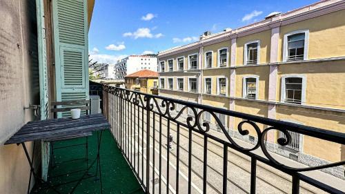 Riquier Apartment | Nice deux pieces
