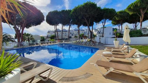 Urbanizacion Hacienda las Chapas Apartment | Nice Duplex Home, Marbella, See View, Hotel Resort