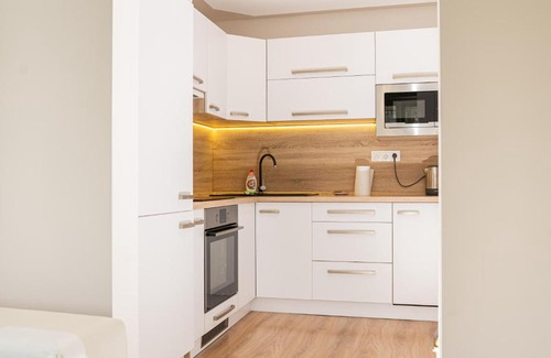 Juh Apartment | Nice flat in city