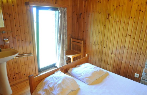 Heer House | Nice furnished bungalow with a fireplace
