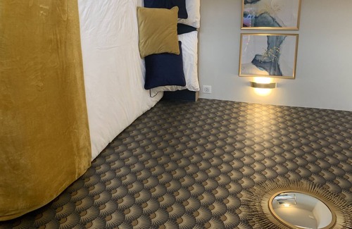 Arnaud Bernard Apartment | Nice high standing apartment in hyper center