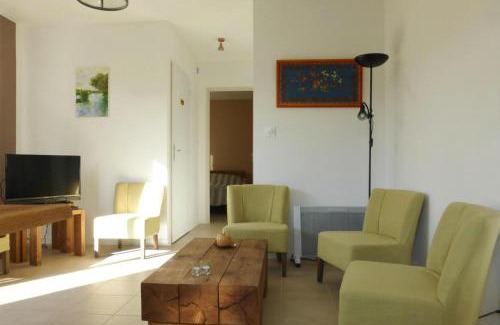 Arpaillargues-et-Aureillac House | Nice holiday home with private terrace, Arpaillargues-et-Aureillac