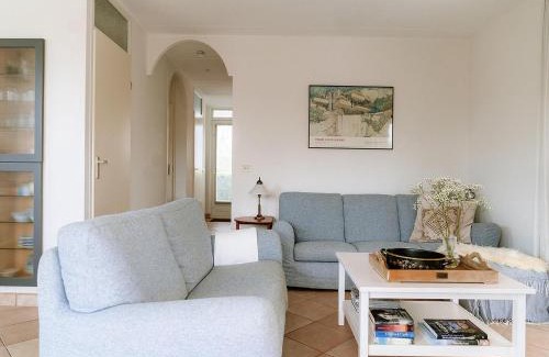 Grou House | Nice holiday home on the water in Grou