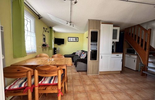 Portiragnes-Plage House | Nice holiday house with 2 bedrooms, 5 people, in a secured residence with commun pool, 200m from.