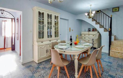 San Nicolas del Puerto House | Nice Home In San Nicolas Del Puerto