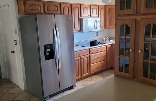 Sun City House | Nice home for rent in a quiet area close to Scottsdale and Glendale area. Open
