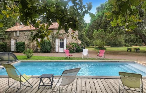 La Boissiere-des-Landes House | Nice Home In La Boissière Des Lande
