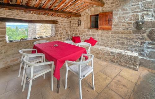 Barjac House | Nice Home In Barjac With Wifi