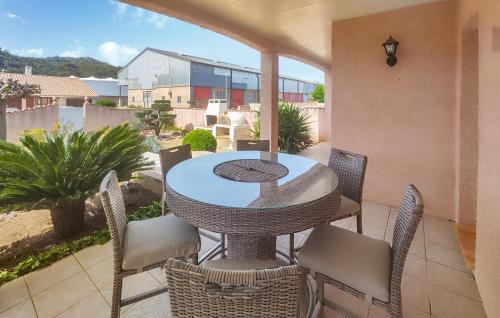 Cessenon-sur-Orb House | Nice Home In Cessenon Sur Orb - Flh677