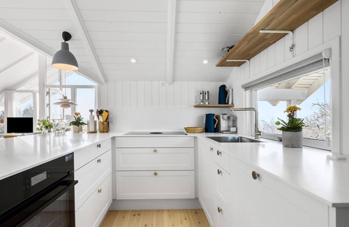 Handrup Strand House | Nice home in Ebeltoft with sauna