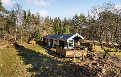 Øksenmølle House | Nice Home In Ebeltoft With Kitchen