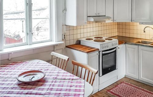Gnesta Municipality House | Nice Home In Gnesta With Kitchen