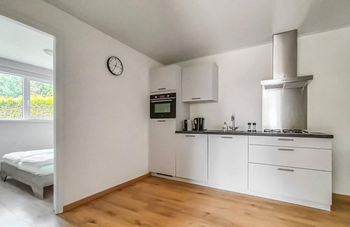 Heinkenszand House | Nice home in Heinkenszand with WiFi