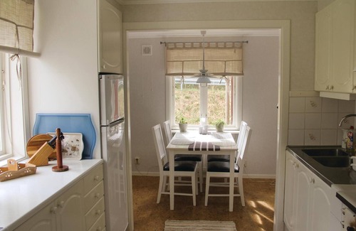Holmsjo House | Nice home in Holmsjö with lake view