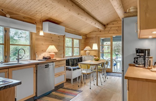 Hornbaek House | Nice home in Hornbæk with WiFi