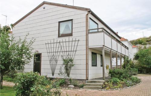 Lysekil House | Nice Home In Lysekil With Sauna