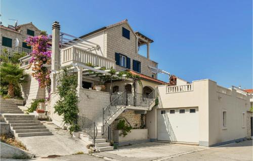 Postira House | Nice Home In Postira With Wifi