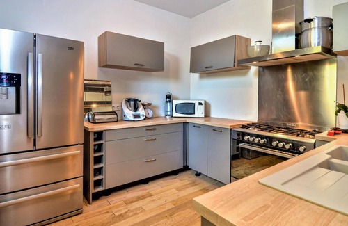 Pujaut House | Nice home in Pujaut with WiFi
