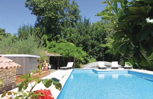 Puygiron House | Nice home in Puygiron with Jacuzzi, Sauna and Outdoor swimming pool