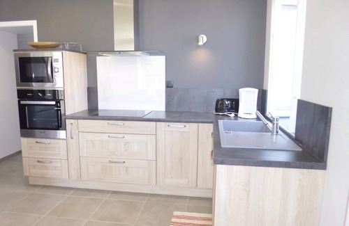 Saint-Marcouf House | Nice home in Saint-Marcouf with kitchen