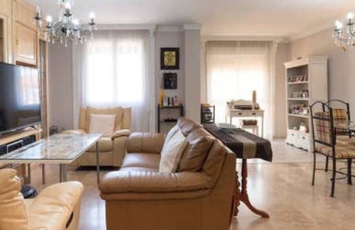 Alhaurin de la Torre Villa | Nice house with private pool, barbacue and sauna.