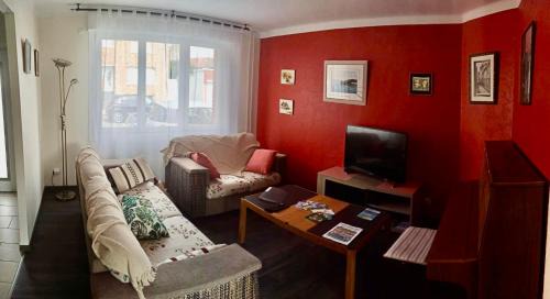 Coudekerque-Branche House | Nice house, garden and BBQ 3km from the beach/Jolie maison, jardin et BBQ à 3 km de la plage