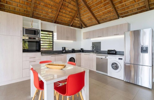 Punaauia Villa | Nice house on the hills with Moorea and ocean view