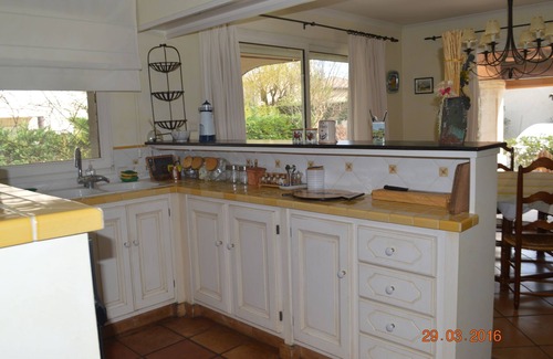 Bagnols-sur-Ceze House | Nice house with pool and garden