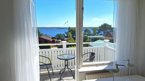 Sissehall House | Nice house with a panoramic view of the sea on beautiful Hasslo outside Karlskrona