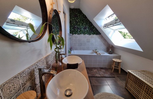Amfreville House | Nice House With Terrace Garden In Amfreville