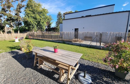 Amfreville House | Nice House With Terrace Garden In Amfreville