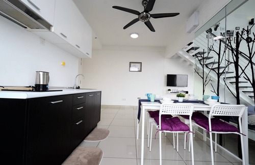 Kampung Pasir Apartment | [NICE!] Kuala Lumpur 8PAX 5mins to Midvalley & The garden mall