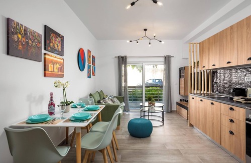 Petaloudes Apartment | Nice n Cosy Apartment I