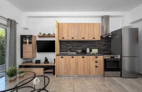 Petaloudes Apartment | Nice n Cosy Apartment I