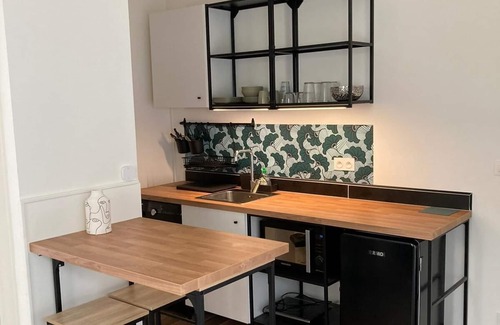 Liberation Apartment | NICE ONE BEDROOM APARTMENT LIBERATION AREA