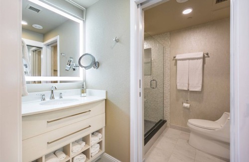 Winchester Apartment | Nice place to enjoy the Grand Prix in Las Vegas!n