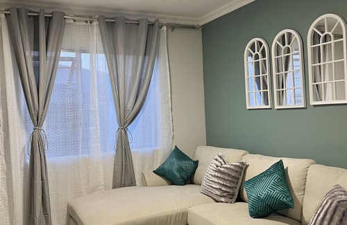 Greater Johannesburg Metropolitan Area Apartment | Nice & quite place , next to jabulani mall