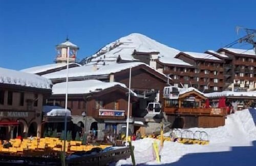 Belle Plagne Apartment | Nice renovated apartment * Terrace, skiing, parking, shops at 30m