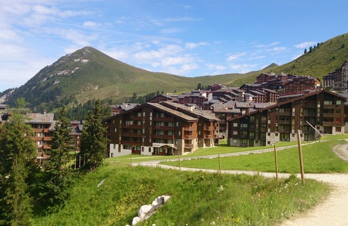 Belle Plagne Apartment | Nice renovated apartment * Terrace, skiing, parking, shops at 30m