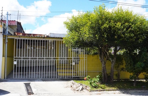 San Salvador Apartment | Nice Room With Basic Services