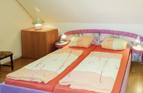 Kirchdorf Apartment | Nice, small vacation apartment on the 1st floor with functional furnishings and mini kitchen.