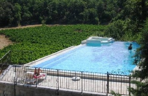 Signes Apartment | Nice studio 1 pool, terrace overlooking vineyards, quiet and comfortable